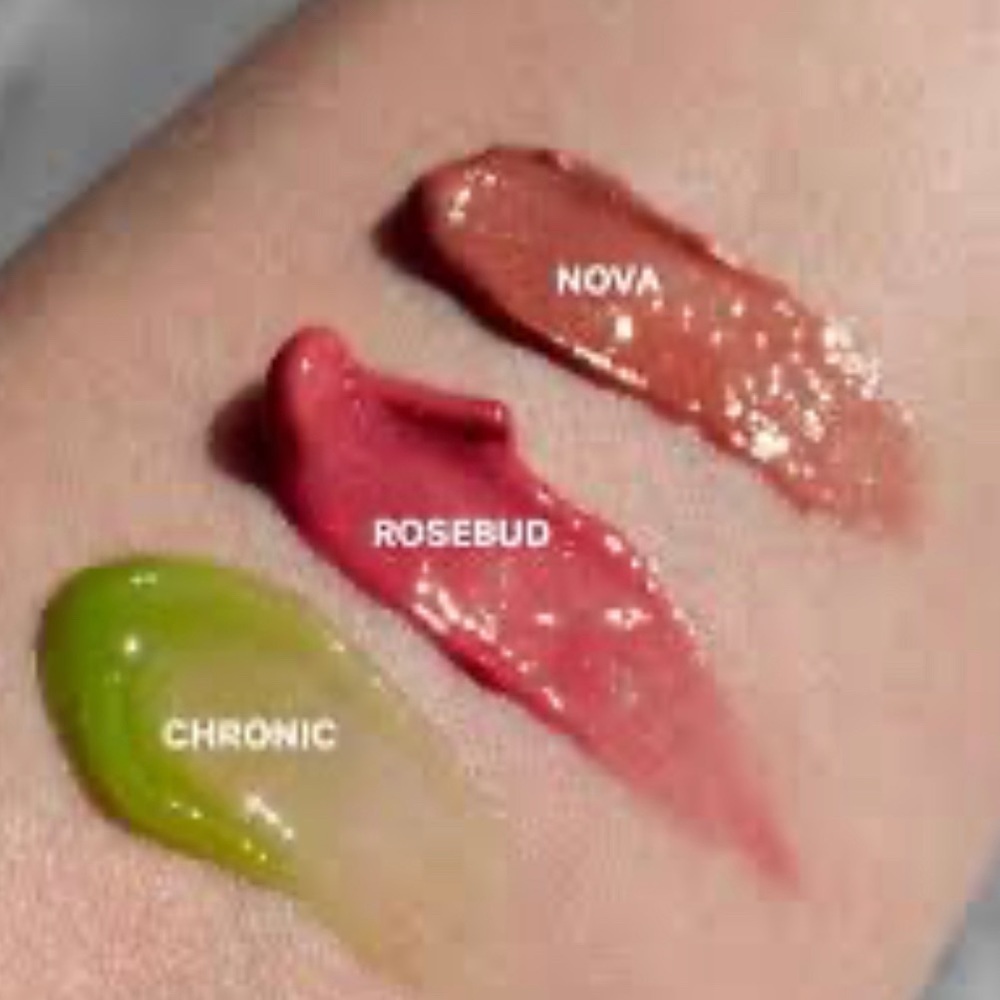 ONE NIB Milk lip glaze, “kush lip glaze” color: Rosebud 💯 Vegan & Cruelty-Free,